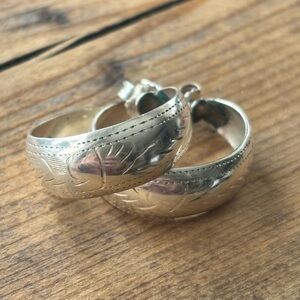 Elegant HBC 925 Silver engraved Hoop Earrings